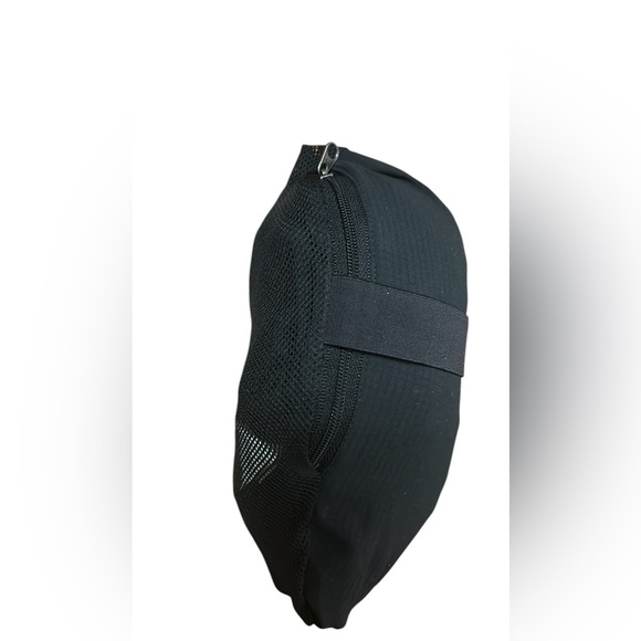 Brooks nightlife running jacket,men S. Packable utility,windbreaker,sporty EC - Picture 14 of 14